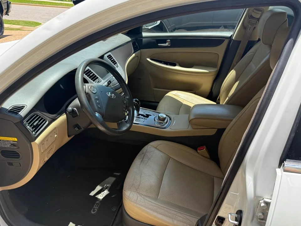 2011 Genesis G80 - Image 6 of 9