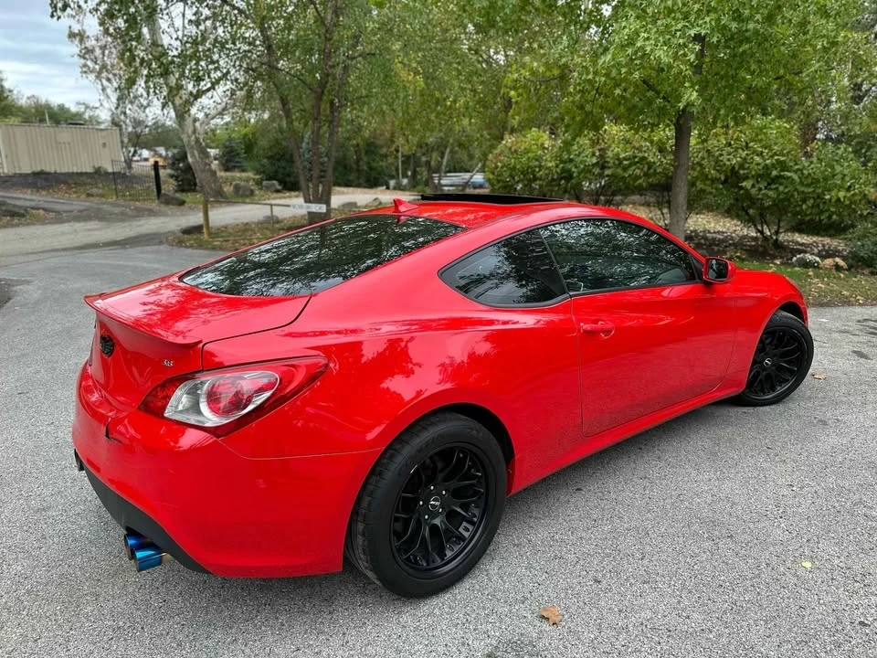 2011 Hyundai Genesis Coupe - Image 3 of 12
