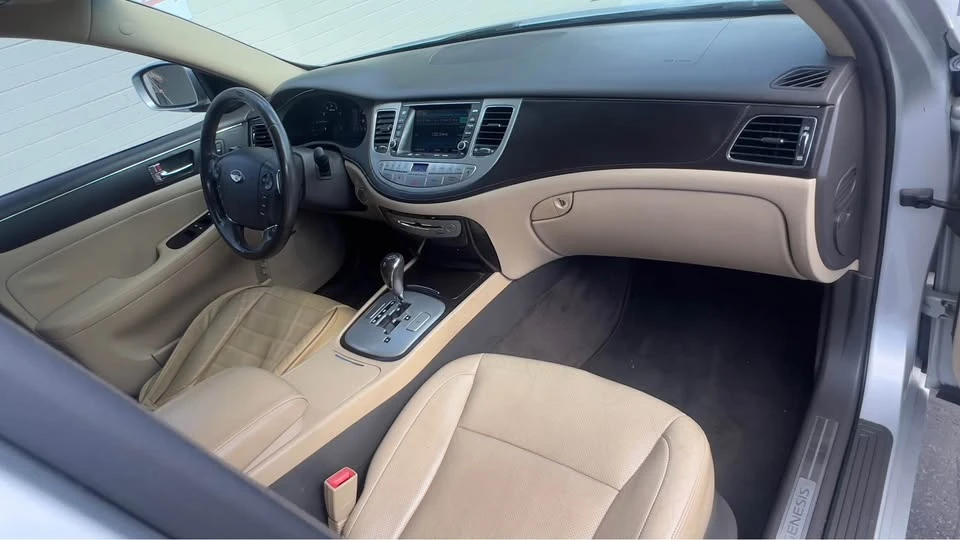 2011 Genesis G70 - Image 6 of 13