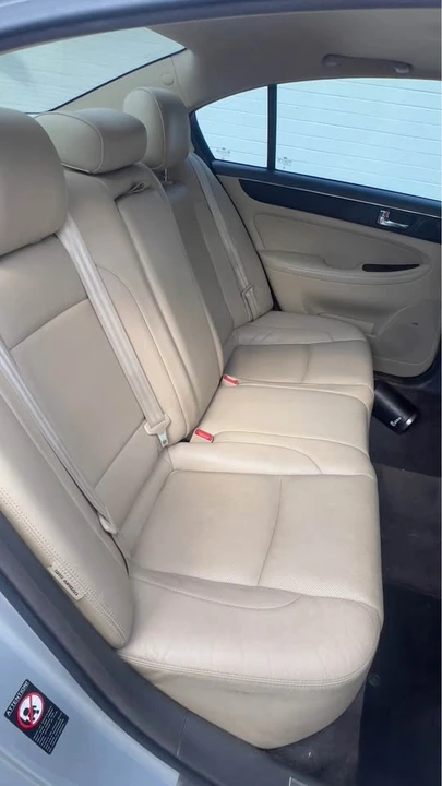 2011 Genesis G70 - Image 8 of 13
