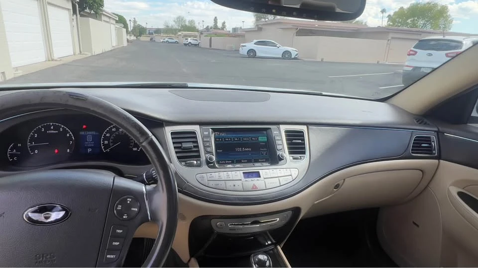 2011 Genesis G70 - Image 12 of 13