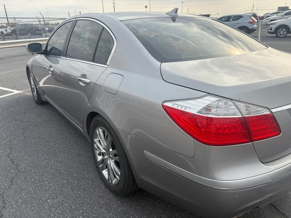 2011 Genesis G70 - Image 4 of 15