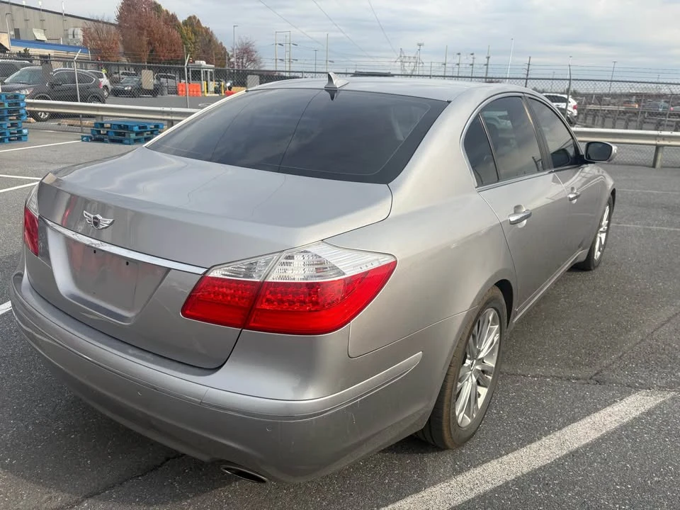 2011 Genesis G70 - Image 5 of 15