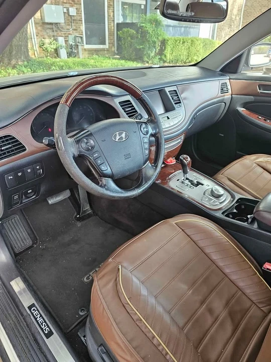 2011 Genesis G80 - Image 6 of 9