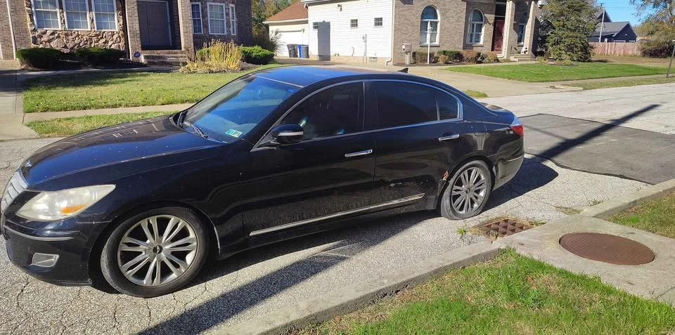 2011 Genesis G80 - Image 3 of 4