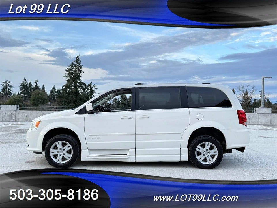 2011 Dodge Caravan - Image 3 of 4