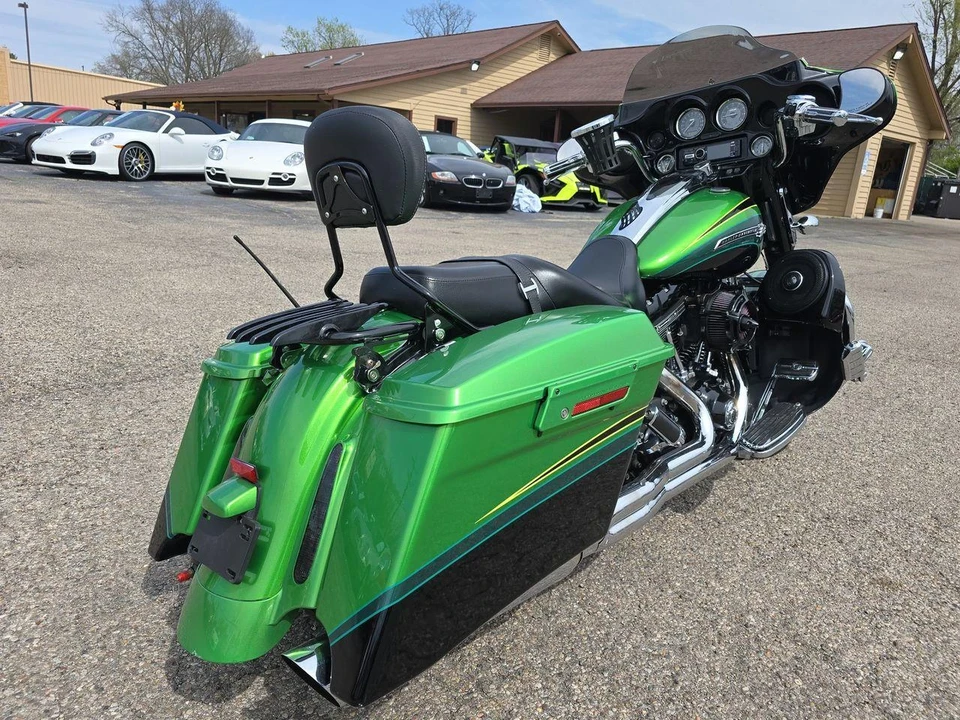 2011 Harley-Davidson CVO - Image 19 of 21