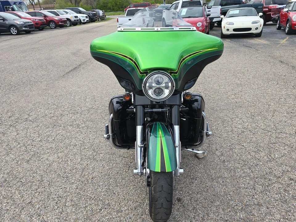 2011 Harley-Davidson CVO - Image 11 of 12