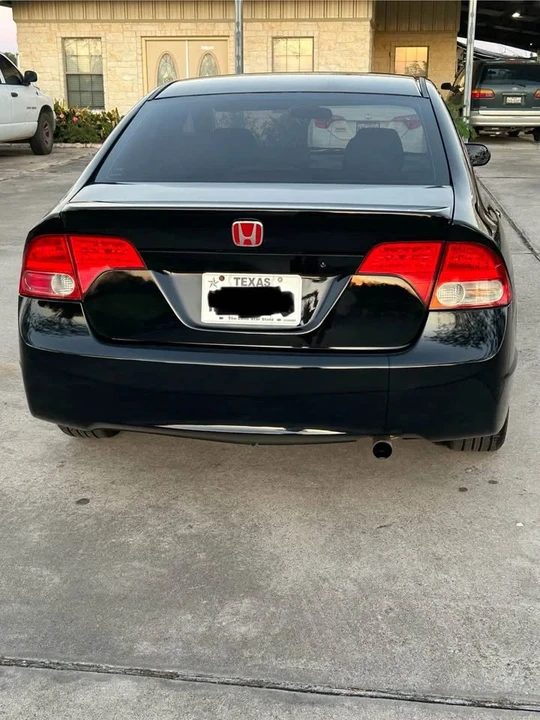 2011 Honda Civic 8th Gen - Image 4 of 10