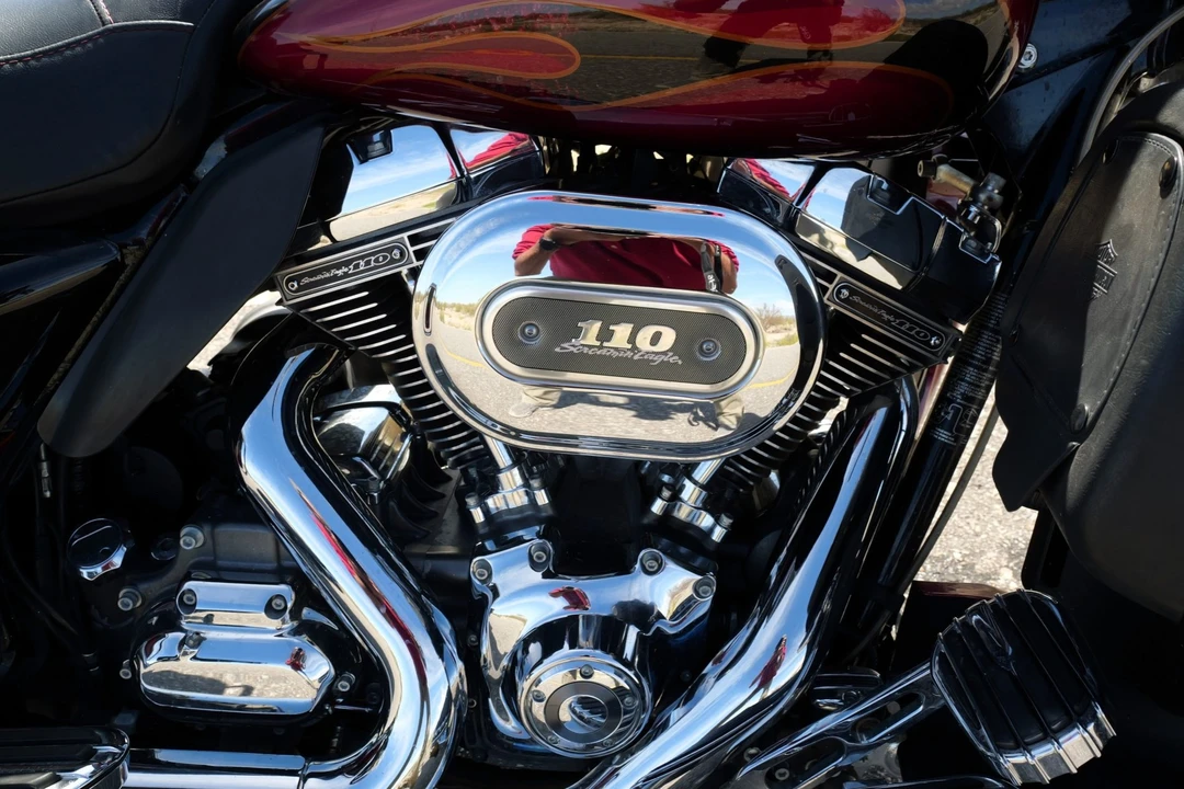 2011 Harley-Davidson CVO - Image 5 of 6