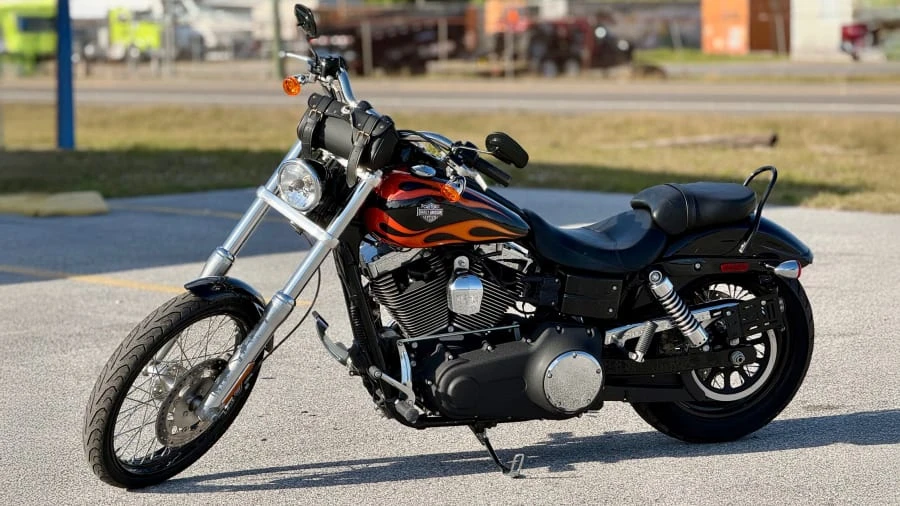 2011 Harley-Davidson Dyna Twin Cam - Image 2 of 4