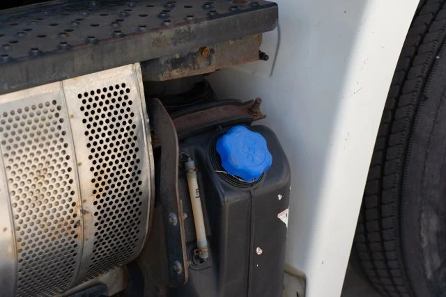 2011 Hino - Image 21 of 21