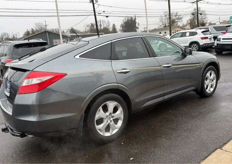 2011 Honda Accord 8th Gen - Image 8 of 12