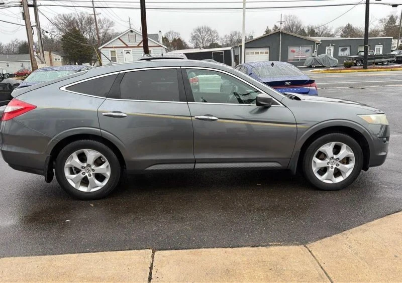 2011 Honda Accord 8th Gen - Image 9 of 12