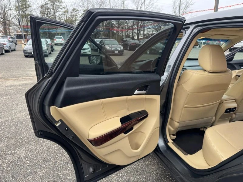 2011 Honda Accord 8th Gen - Image 12 of 12