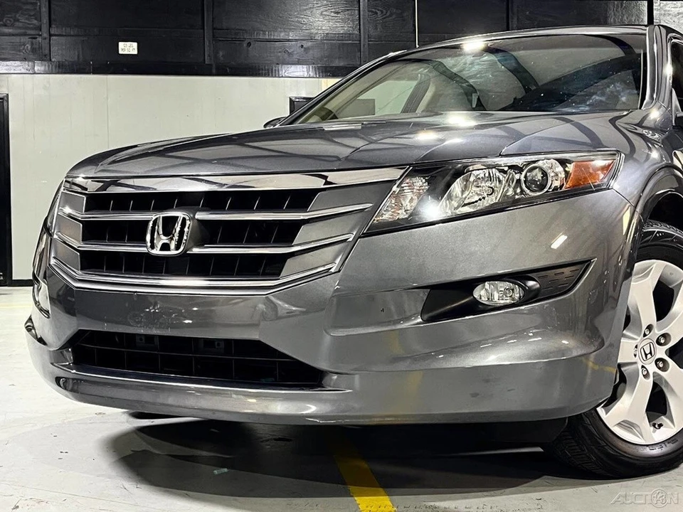 2011 Honda Accord 8th Gen - Image 3 of 21