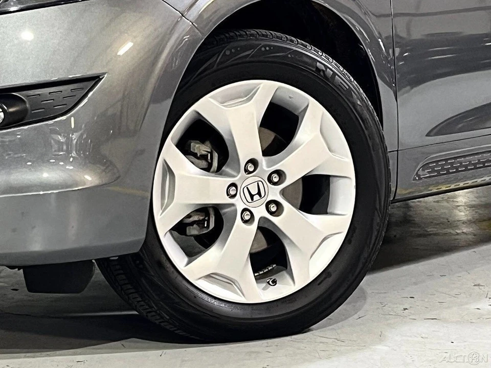 2011 Honda Accord 8th Gen - Image 2 of 21