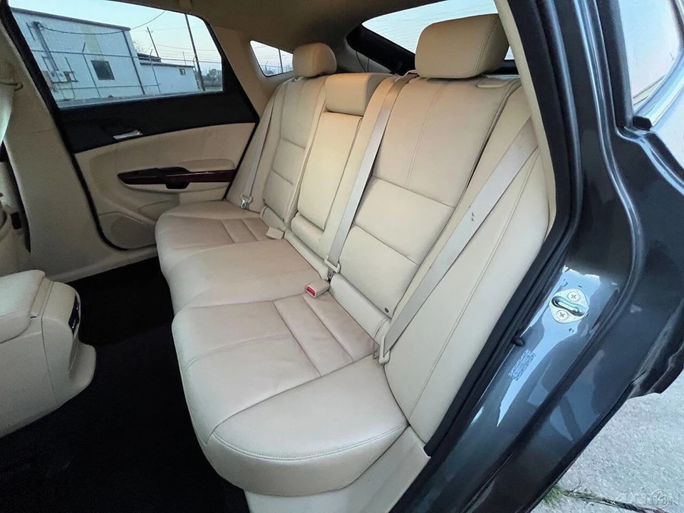 2011 Honda Accord 8th Gen - Image 21 of 21