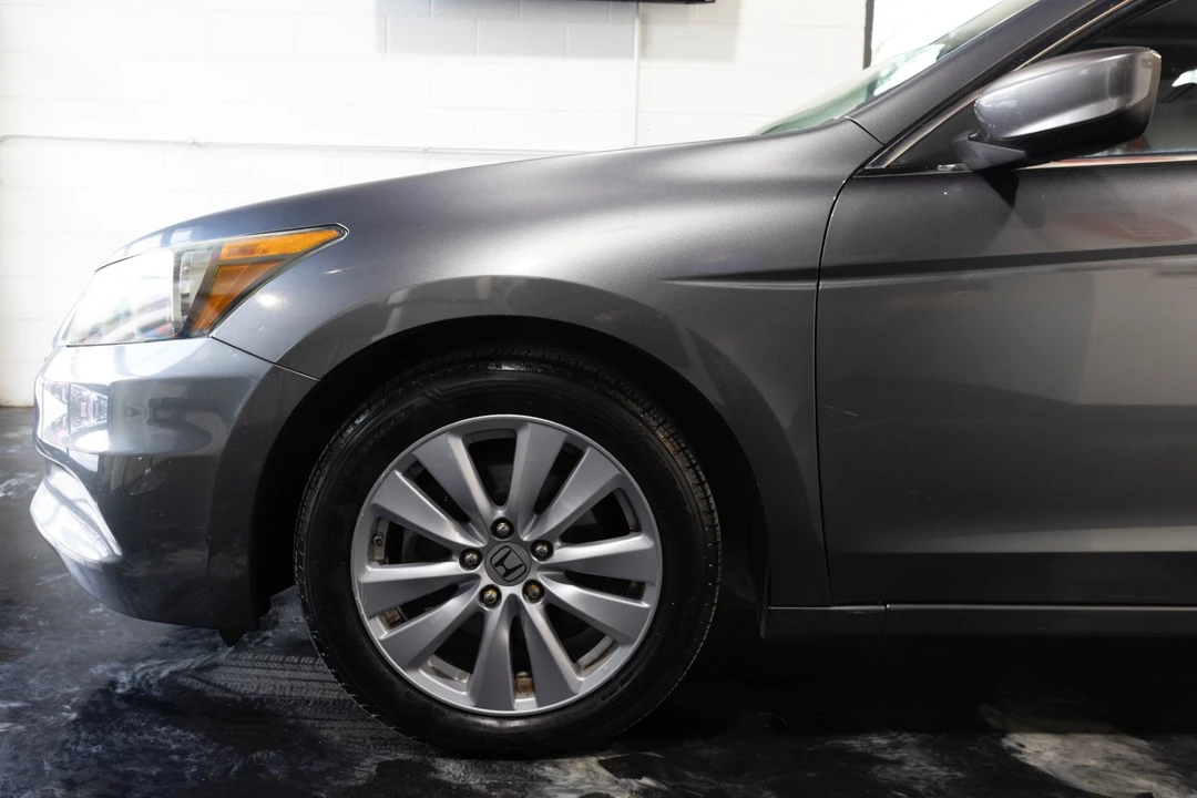 2011 Honda Accord 8th Gen - Image 3 of 12