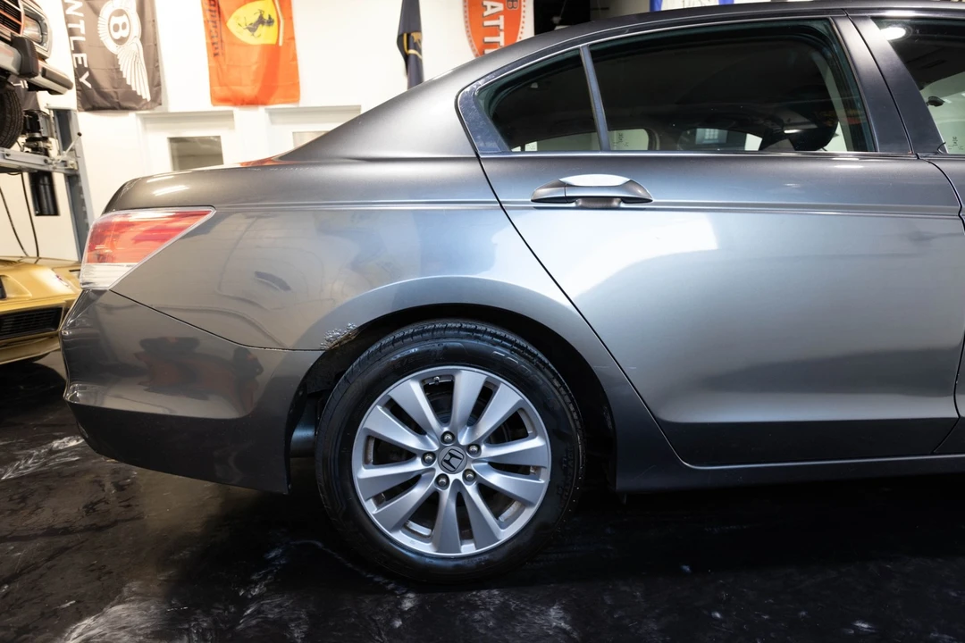 2011 Honda Accord 8th Gen - Image 9 of 12