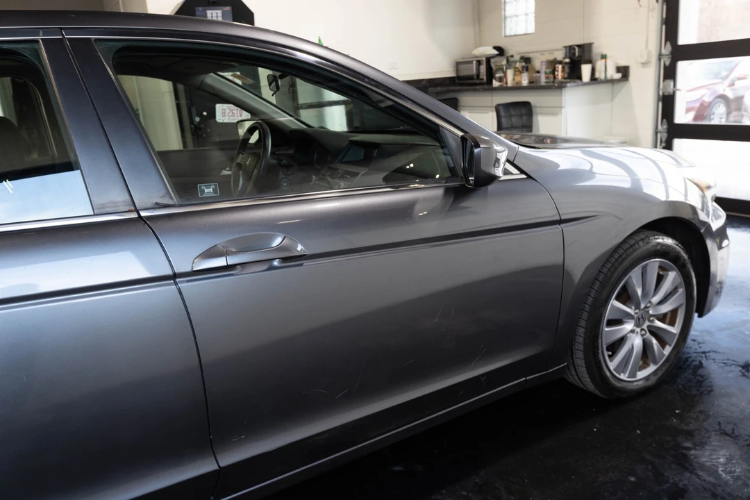 2011 Honda Accord 8th Gen - Image 10 of 12