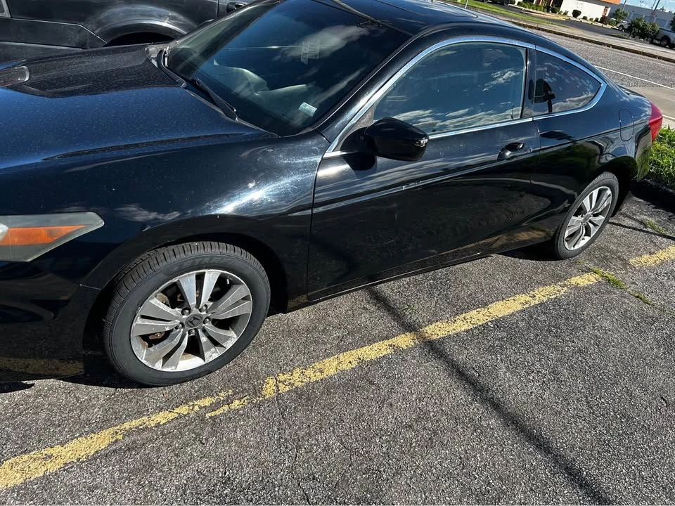 2011 Honda Accord 8th Gen - Image 5 of 5