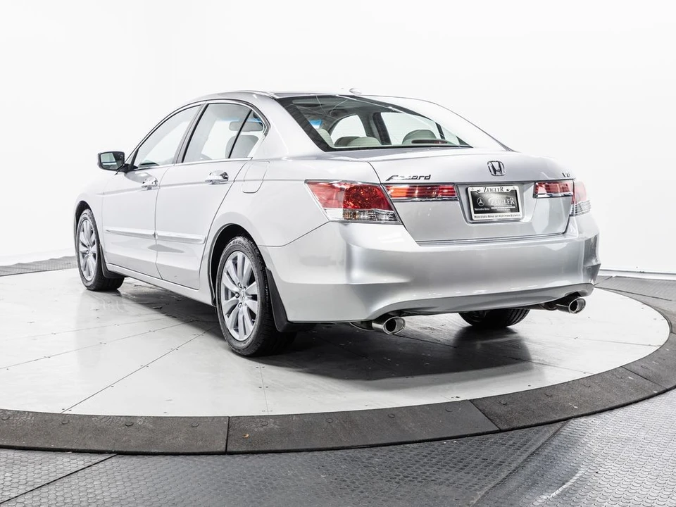 2011 Honda Accord 8th Gen - Image 20 of 21