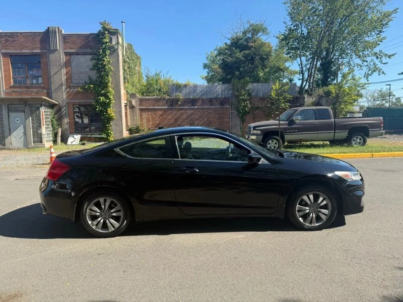 2011 Honda Accord 8th Gen - Image 2 of 12