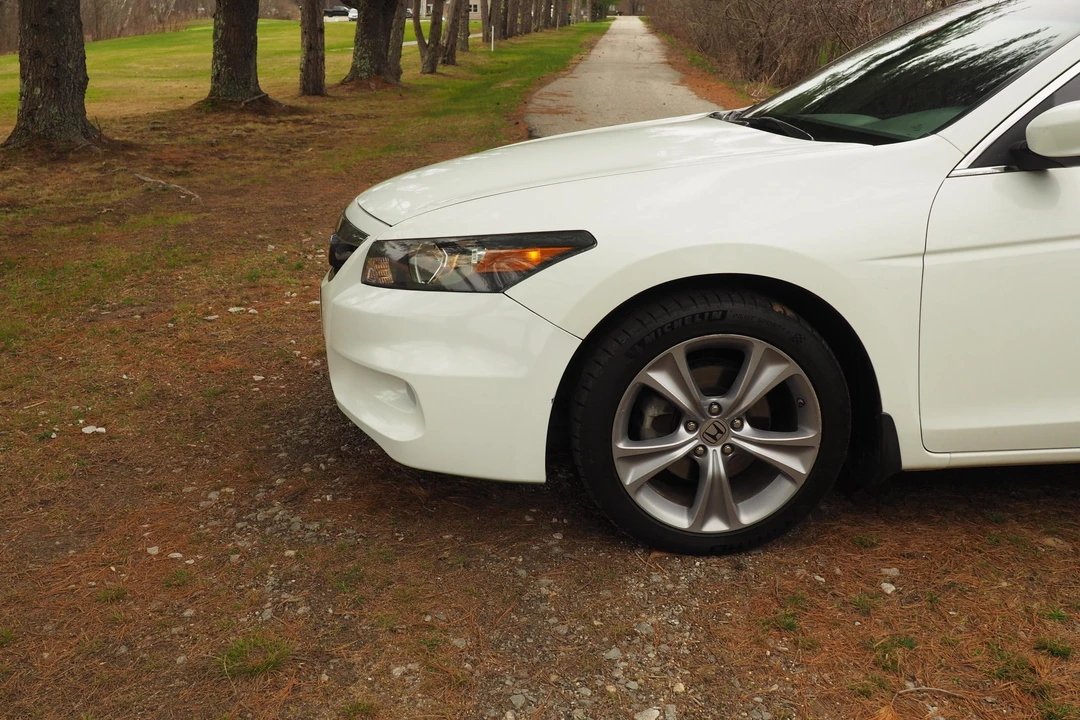 2011 Honda Accord 8th Gen - Image 20 of 31