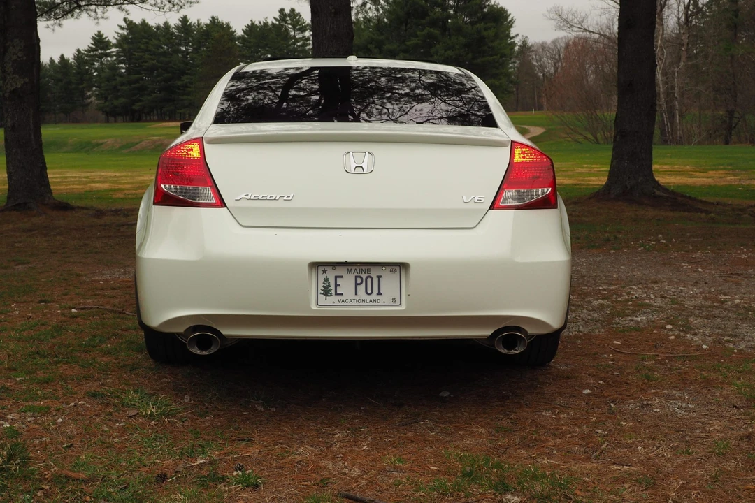 2011 Honda Accord 8th Gen - Image 8 of 31