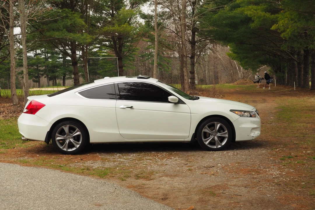 2011 Honda Accord 8th Gen - Image 12 of 31