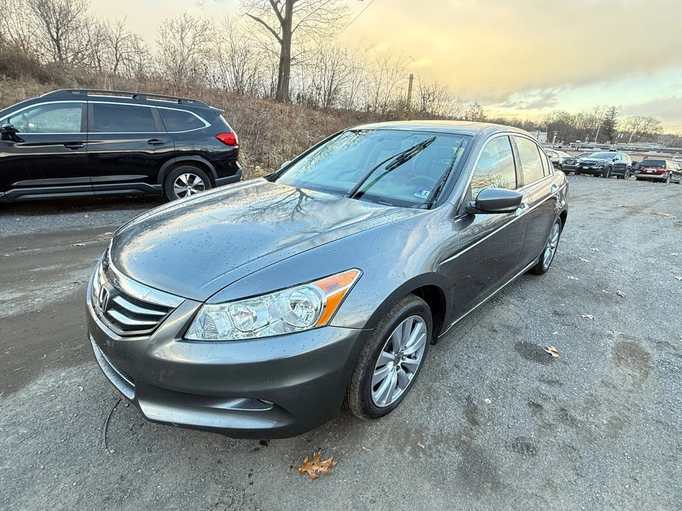 2011 Honda Accord 8th Gen - Image 2 of 21