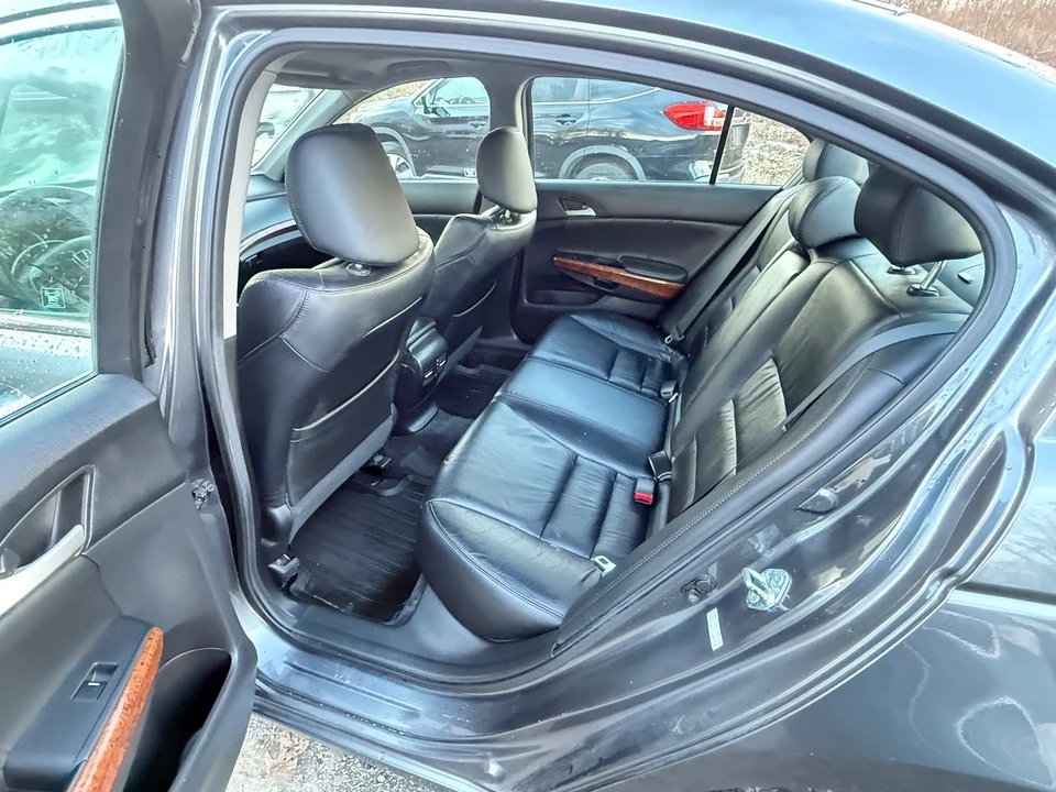 2011 Honda Accord 8th Gen - Image 21 of 21