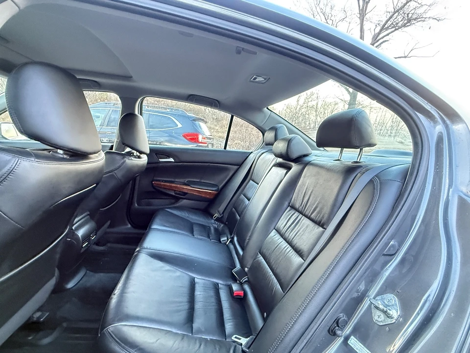 2011 Honda Accord 8th Gen - Image 20 of 21