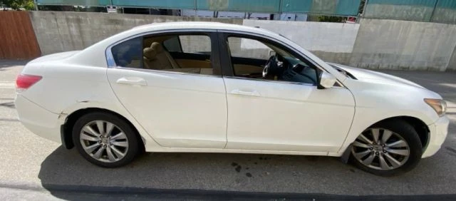 2011 Honda Accord 8th Gen - Image 4 of 11