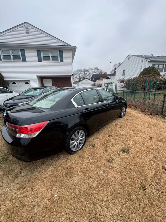 2011 Honda Accord 8th Gen - Image 10 of 14