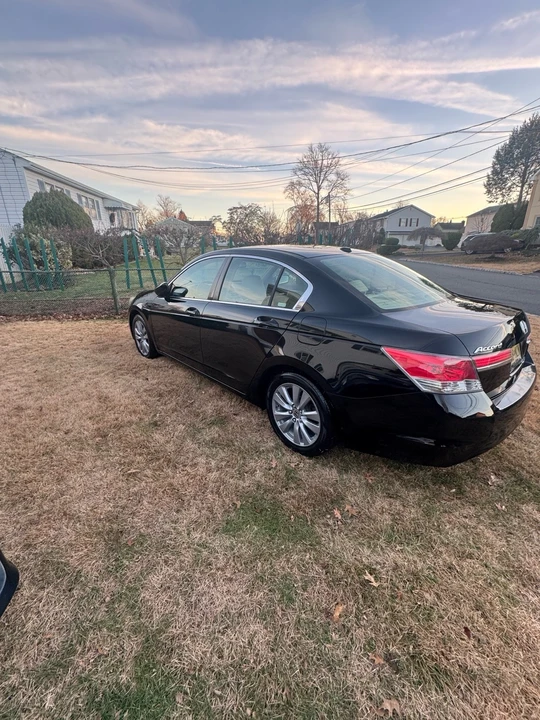 2011 Honda Accord 8th Gen - Image 5 of 14