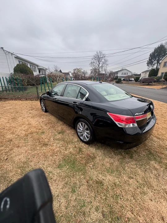 2011 Honda Accord 8th Gen - Image 11 of 14