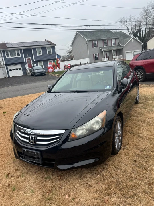 2011 Honda Accord 8th Gen - Image 8 of 14