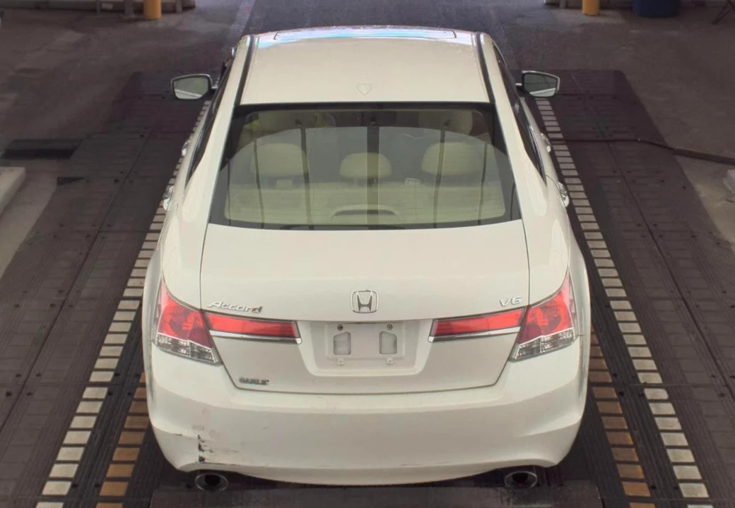2011 Honda Accord 8th Gen - Image 6 of 17