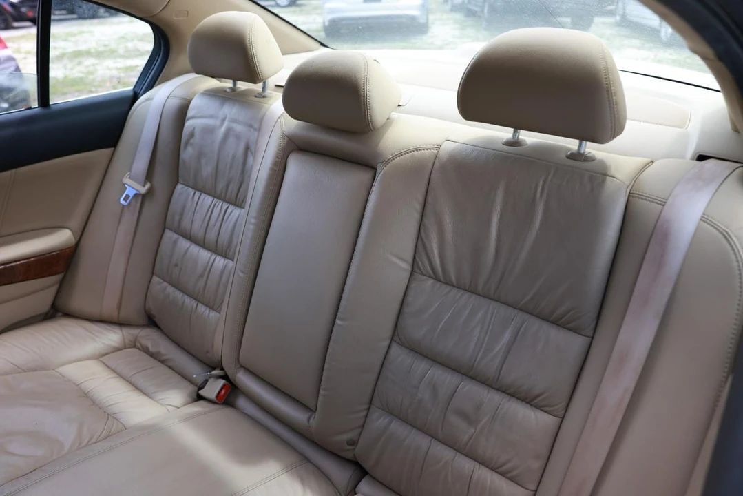 2011 Honda Accord 8th Gen - Image 8 of 21