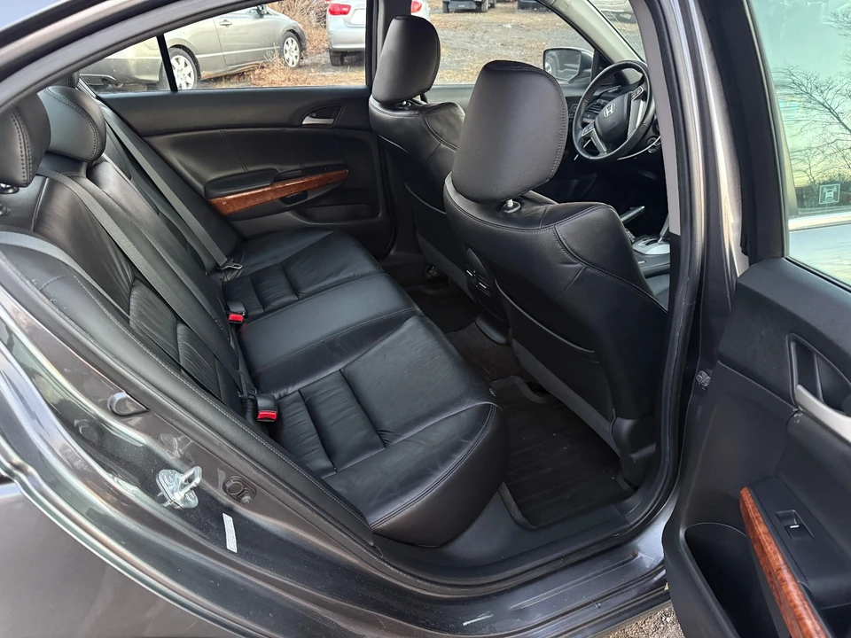 2011 Honda Accord 8th Gen - Image 21 of 21