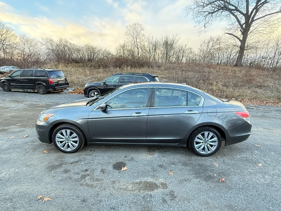 2011 Honda Accord 8th Gen - Image 3 of 21