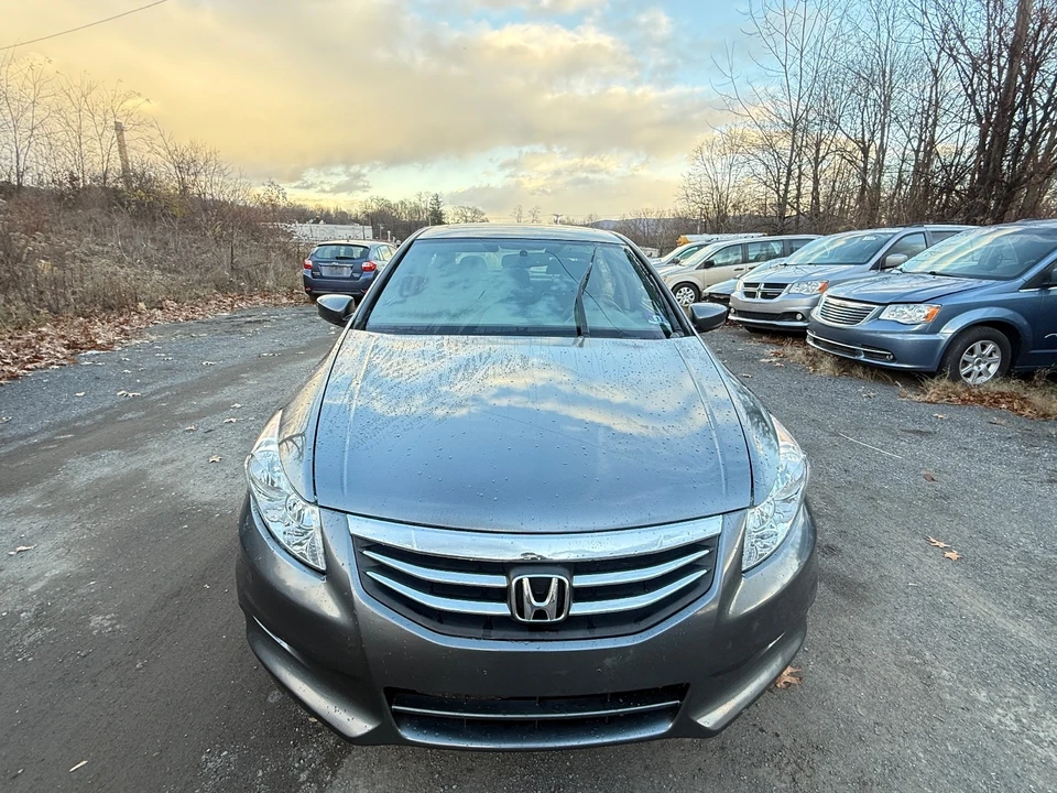2011 Honda Accord 8th Gen - Image 8 of 21