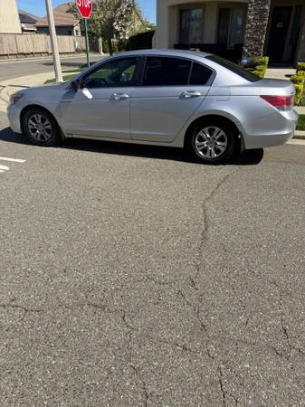 2011 Honda Accord 8th Gen - Image 4 of 6