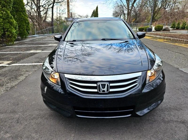 2011 Honda Accord 8th Gen - Image 2 of 12