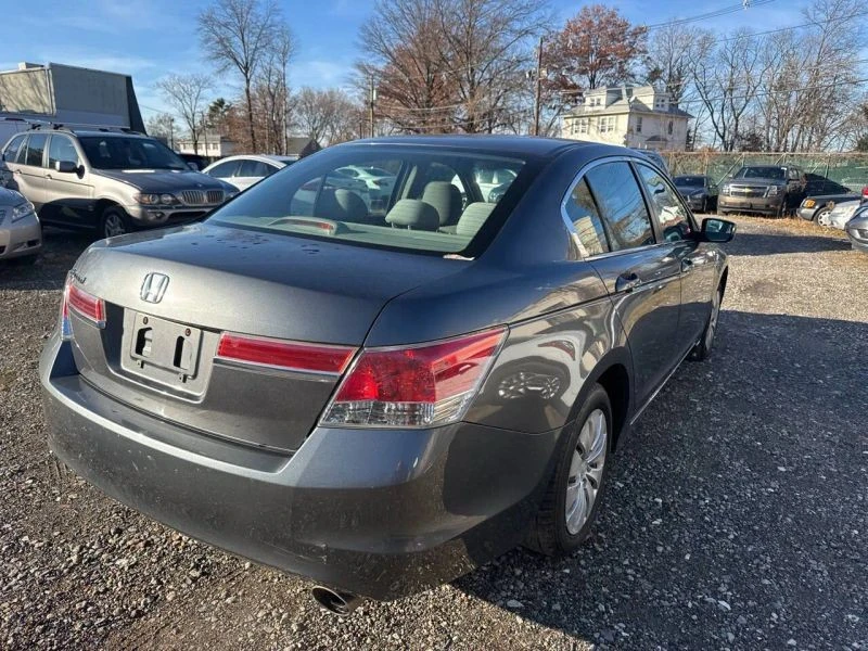 2011 Honda Accord 8th Gen - Image 5 of 12