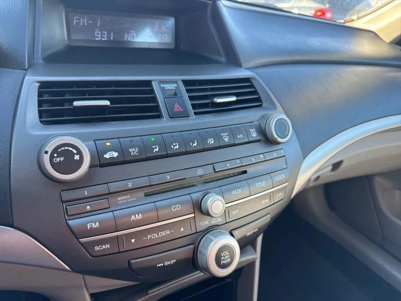 2011 Honda Accord 8th Gen - Image 11 of 12