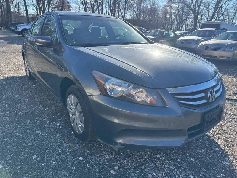2011 Honda Accord 8th Gen - Image 4 of 12