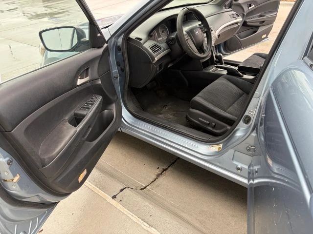 2011 Honda Accord 8th Gen - Image 9 of 12